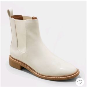 Universal Thread Pearl Chelsea Boot 9 NWT